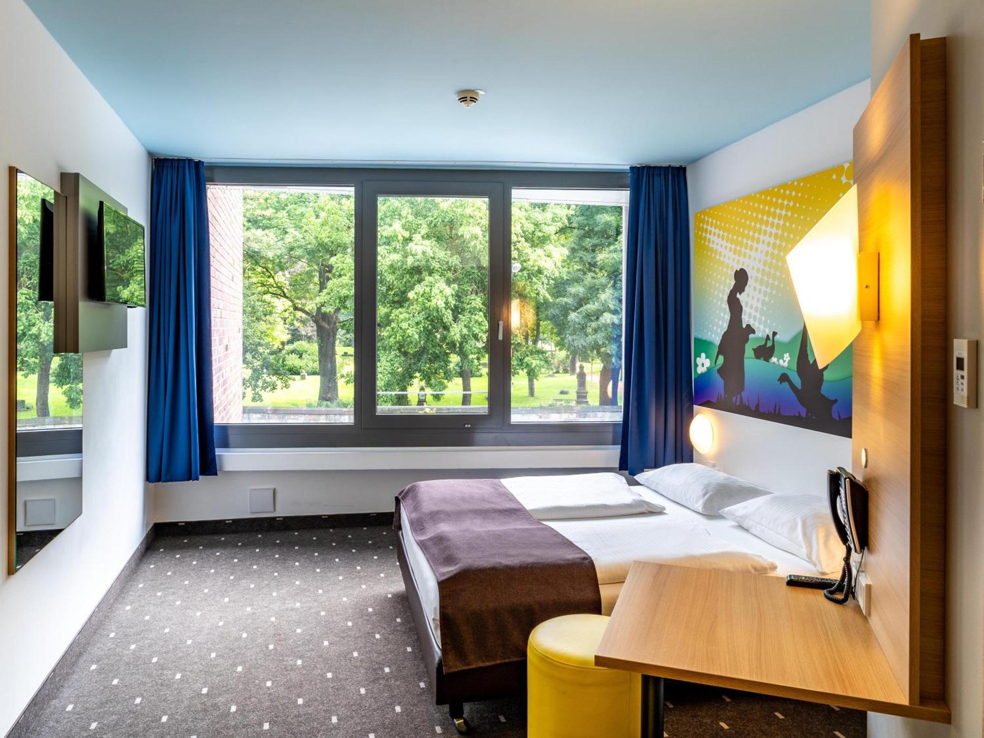B&B Hotel Goettingen-City Bagian luar foto